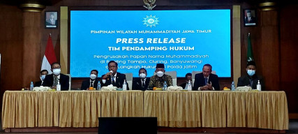 Pimpinan Muhammadiyah Jatim Akan Laporkan ke Polda Terkait Pengerusakan Papan Nama