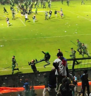 Tentara yang Viral Menendang Aremania, Terancam Dipidana