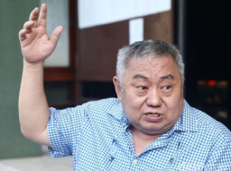 Serangan Jantung, Lieus Sungkharisma Meninggal