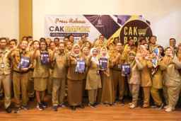 Pemkot Surabaya Kendalikan Inflasi dan Tingkatkan UMKM Melalui Aplikasi CAK BAPOK