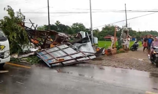 Diterjang Puting Beliung 3 Rumah dan 4 Warung Warga Ponorogo Porak Poranda