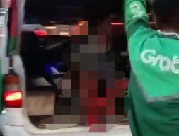 Pria Bersimbah Darah Tergeletak Depan Hotel, Identitas Tak Diketahui