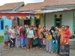 Sosialisasi Armadayati, Caleg DPRD Partai PDIP No 5, Disambut Warga Suka Makmur 