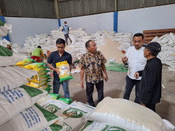 Polres Lamongan Pastikan Ketersediaan Beras untuk Masyarakat