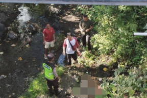 Dikira Boneka, setelah Dicek ternyata Mayat Bayi yang Sudah Membengkak