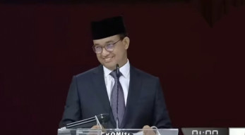 Anies: Bansos Bukan untuk Kepentingan Pemberi