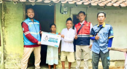 PLN Sambung Listrik Gratis ke 1.854 Rumah Warga Tak Mampu di Ponorogo