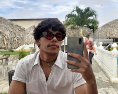 Ngaku Tak Diperhatikan Keluarga, Pemuda Ini Lompat dari Atas Gedung