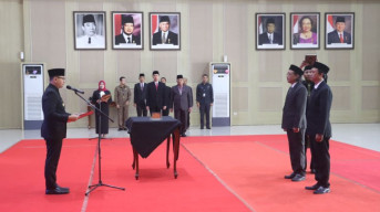 Pj. Wali Kota Batu Lantik Anggota BPD Antar Waktu di Graha Pancasila