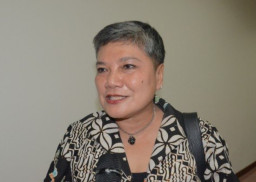 KPK Periksa Politisi PDIP Ribka Tjiptaning