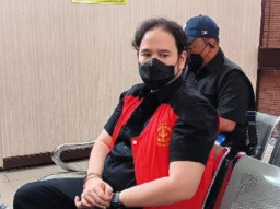 Jaksa Pamerkan Senpi dan Peluru Milik Dito Mahendra, Hakim: Apa Sudah Aman?