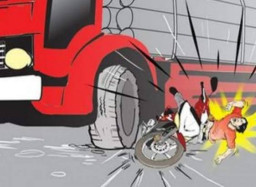 Pas Macet, Pengendara Motor Dilindas Truk Pasir