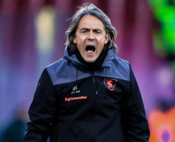 Gunduli Salernitana 4-0, Inter Milan Kokoh di Puncak