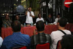 Usulan PJU Tahun 2023 Tuntas, Wali Kota Eri Cahyadi Tinjau Realisasi di Ngagelrejo Surabaya