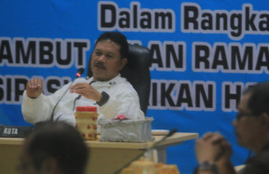 Antisipasi Inflasi Jelang Ramadhan, Wali Kota Madiun Gunakan Uang Pribadi Subsidi Bapok