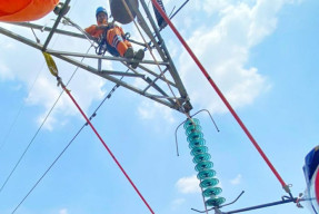 PDKB UPT Gresik Selesaikan Pemeliharaan Tanpa Padam di Akhir Pekan