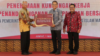 Sukses Terapkan ETPD 100%, Bank Jatim Beri Penghargaan Pemkab Ngawi