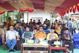 Pengaspalan Jalan Poros di Kecamatan Pulau Laut Barat dan Pulau Laut Tanjung Selayar Diresmikan