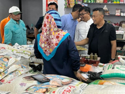 Sidak Pasar Jelang Ramadhan, Bupati Ponorogo: Harga Sembako berangsur Stabil