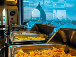 Buka Puasa di Namira Syariah Hotel Surabaya Berhadiah Emas