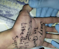 Gantung Diri di Kamar, Dede Tinggalkan Pesan Terakhir di Telapak Tangan