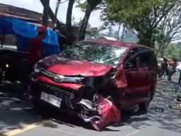 Mobil vs Bentor Adu Banteng, 1 Tewas