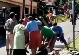 Maling Motor Apes, Dihajar Massa hingga Babak Belur