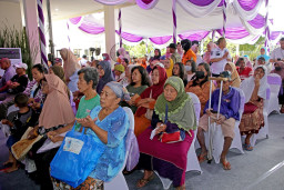 GOW Surabaya Tebar Kebaikan di Bulan Ramadan, 6.000 Keluarga Miskin Terima Bantuan Barang