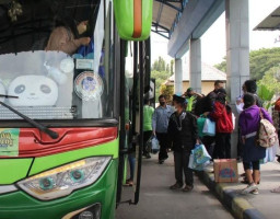 Jaga Keselamatan Penumpang, Dinkes Ponorogo Cek Kesehatan Sopir Bus