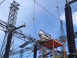 PLN UPT Bali Terapkan "Teknik Sentuh Langsung" untuk Amankan Suplai Listrik Pelanggan