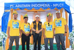 Promosikan Pariwisata, Pemkab Kotabaru Gelar Event Eksibisi Paralayang dan Gantole 2024