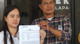 Tak Terima Dirinya Disebut Binatang, Istri Wartawan Media Nasional Lapor ke Polsek Talang Kelapa