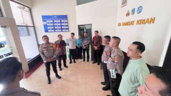 Pastikan Pelayanan Berjalan Optimal, Kapolresta Sidoarjo Cek Pelayanan Samsat