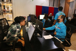 Pemkot Surabaya Lakukan Percepatan Aktivasi IKD dengan Jemput Bola di Balai RW