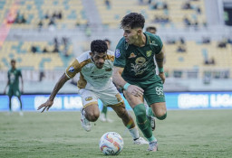 Di Depan Ribuan Bonek, Persebaya Dibantai Dewa United 0-3