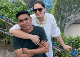 Mobil Hadiah untuk Ibunda Terancam Ditarik Leasing, Catherine Wilson Minta Suami Tanggungjawab