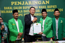 Daftar ke PPP, Elektabilitas Yuhronur Efendi Masih Puncak