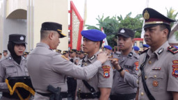 Polres Kotabaru Gelar Upacara Sertijab Kasat Polairud dan Polsek Kelumpang Barat