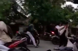 Aksi Tawuran Pecah di Bekasi Timur, Satu Remaja Koma