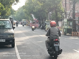 PKL di Jalan Basuki Rahmad Lamongan Menjamur, Satpol PP Mandul?