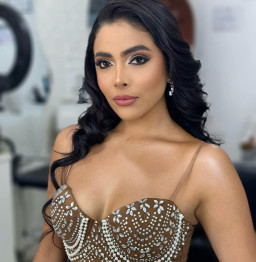 Influencer Cantik Ditembak Mati saat Santai Makan di Restoran