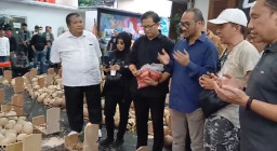 26 Tahun Reformasi, Aktivis 98: KKN Semakin Vulgar