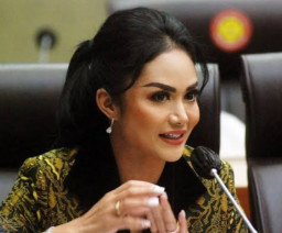 Maju Jadi Calon Wali Kota Batu, Berkas Krisdayanti Dinyatakan Lengkap