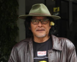 SYL Beli Lukisan Karya Sujiwo Tejo Rp 200 Juta