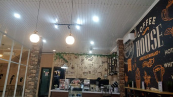 Juffee Cafe: Menyajikan Kelezatan Kopi Otentik di Anyar, Kabupaten Serang