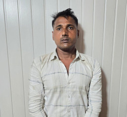 Pengangguran Pukuli Pacarnya Sendiri Pakai Kunci Pas di Depan Banyak Orang