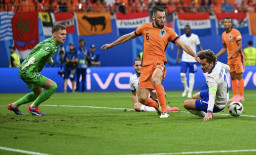 Belanda vs Prancis Berakhir dengan Skor Kacamata