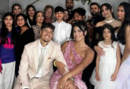 Bek Timnas Indonesia Shayne Pattynama Lamar Kekasihnya, Mina