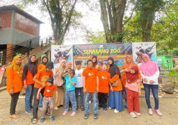 Meriah Bersama Anak Anak Inklusi Bermain di Zoo