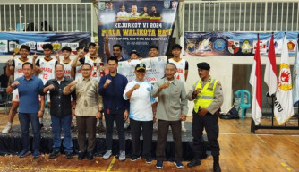 Pj Wali Kota Batu dan Bacalon Wali Kota Saksikan Partai Final SMAN 1 vs SMA AL IZZAH Batu